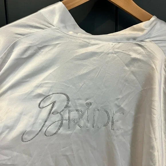 Bride Robe (I do, Victoria Secret) - Picture 3 of 4